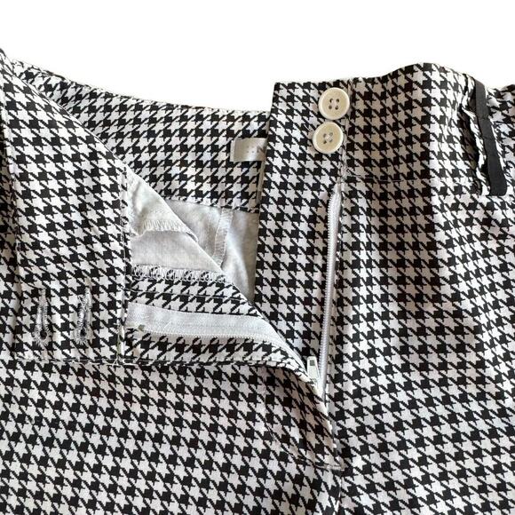 🍀 Nike Golf Womens FitDry Shorts Black White Houndstooth Pockets Logo Zip 2 - Picture 4 of 7
